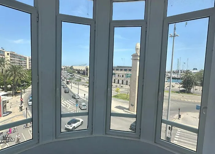 Apartahotel AmazINN Places Casa Calabuig Valencia Puerto - No Ascensor -